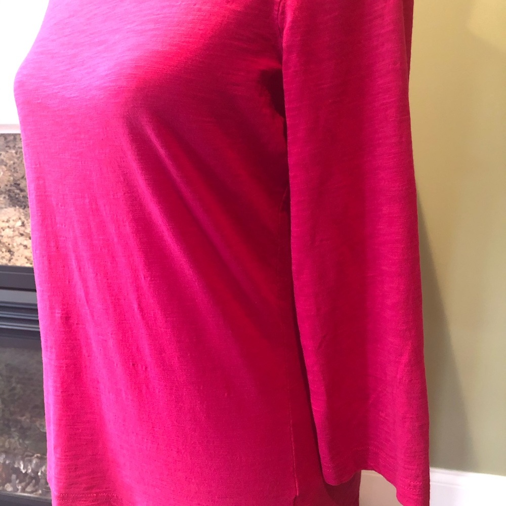 Vineyard Vines pink long sleeved shirt, small - Picture 3 of 6